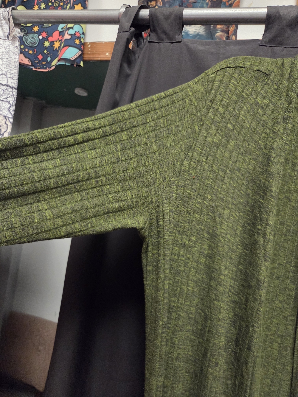 Lisa Rinna Collection Olive Green 2x Ribbed Open Cardigan - Picture 3 of 4